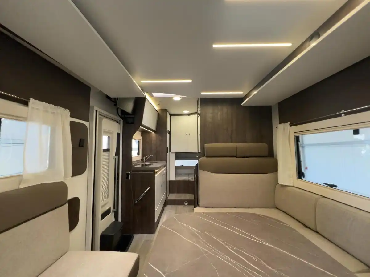 BENIMAR Tessoro 483 Northautokapp - Ansicht 9